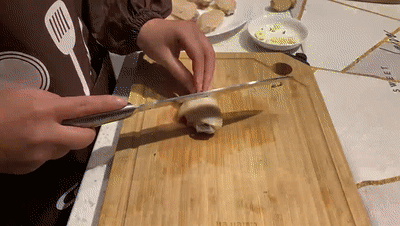 【佳歌廚房】全家都愛吃的可樂雞翅，你學(xué)會了嗎？