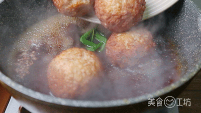 【佳歌廚房】過年必備菜之四喜丸子 【佳歌廚房】過年必備菜之四喜丸子