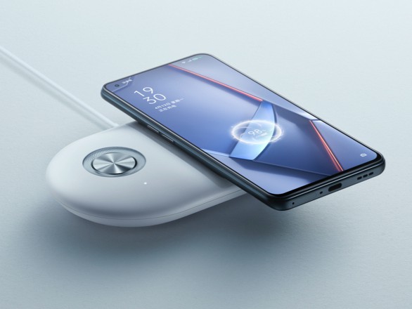 跨界PK：iPhone SE VS GUG H5X，誰贏了？