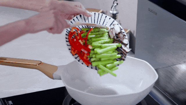 佳歌集成灶，3招幫你打造理想人間煙火！